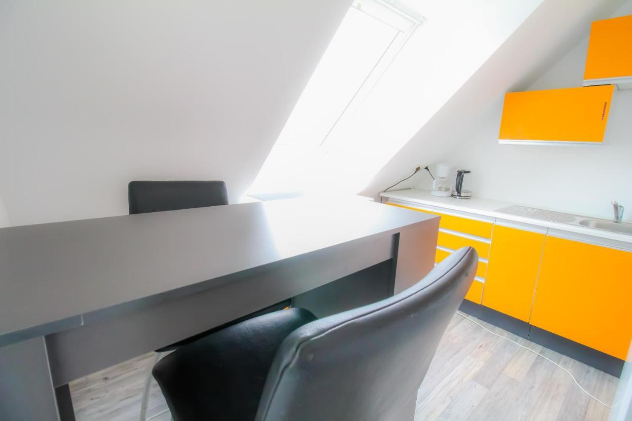 Private Triple Bedroom In Shared Apartment Dw171-4 Виена Екстериор снимка
