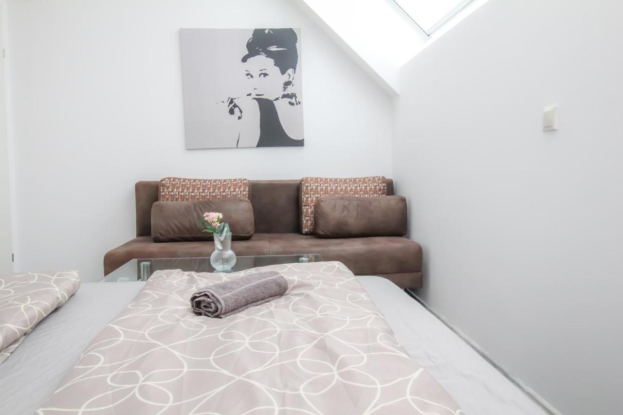 Private Triple Bedroom In Shared Apartment Dw171-4 Виена Екстериор снимка